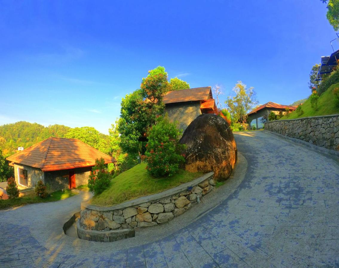 Hotel The Wild Trails Clarks Exotica , Munnar Extérieur photo