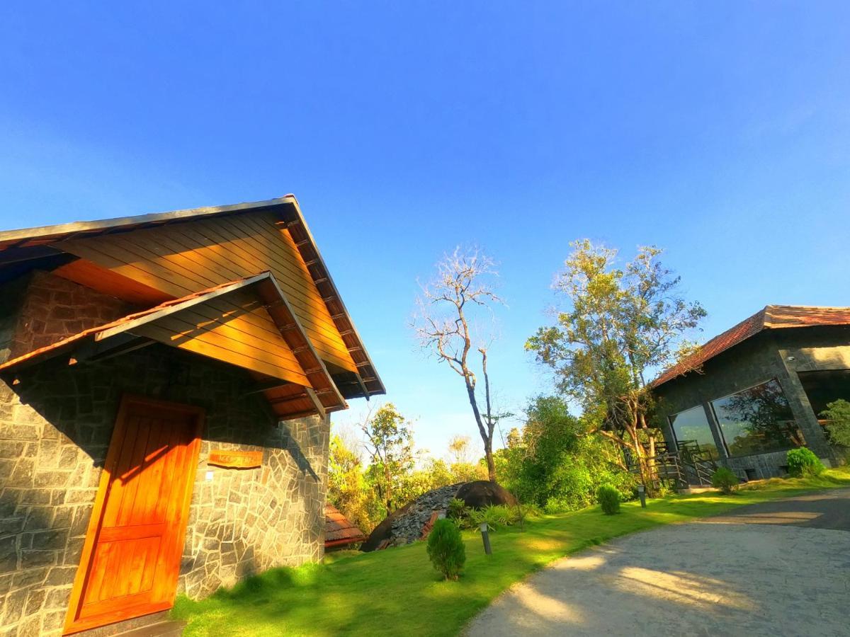 Hotel The Wild Trails Clarks Exotica , Munnar Extérieur photo