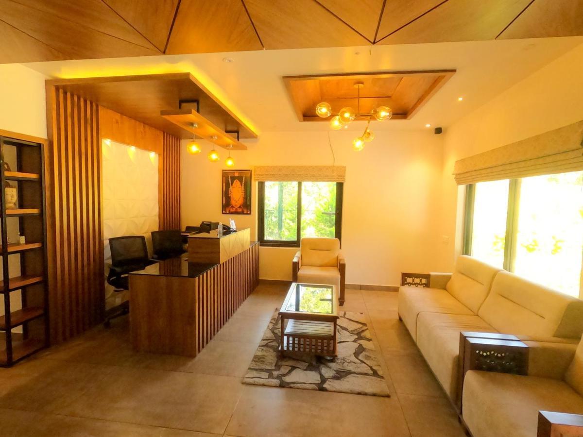Hotel The Wild Trails Clarks Exotica , Munnar Extérieur photo