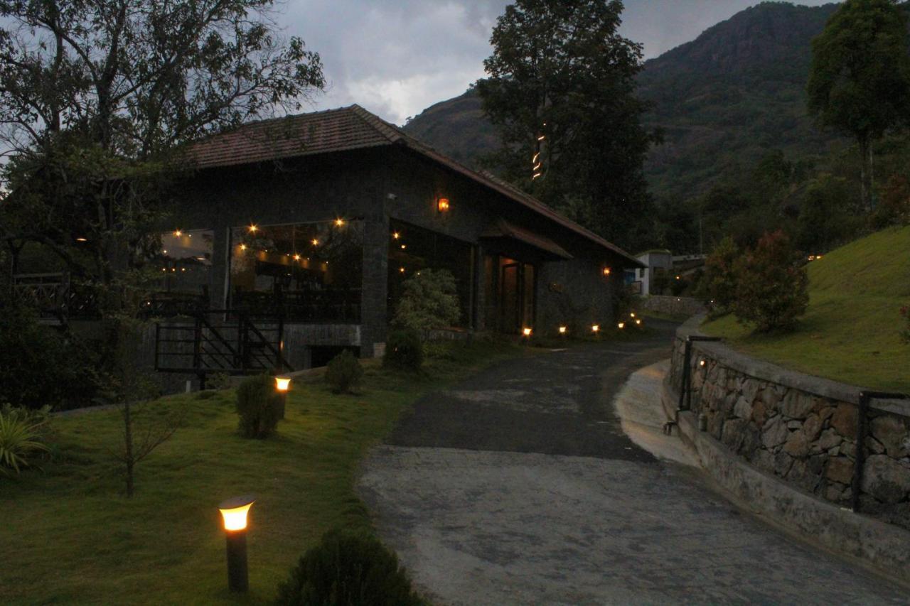 Hotel The Wild Trails Clarks Exotica , Munnar Extérieur photo