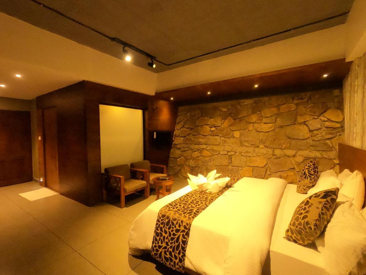 Hotel The Wild Trails Clarks Exotica , Munnar Extérieur photo