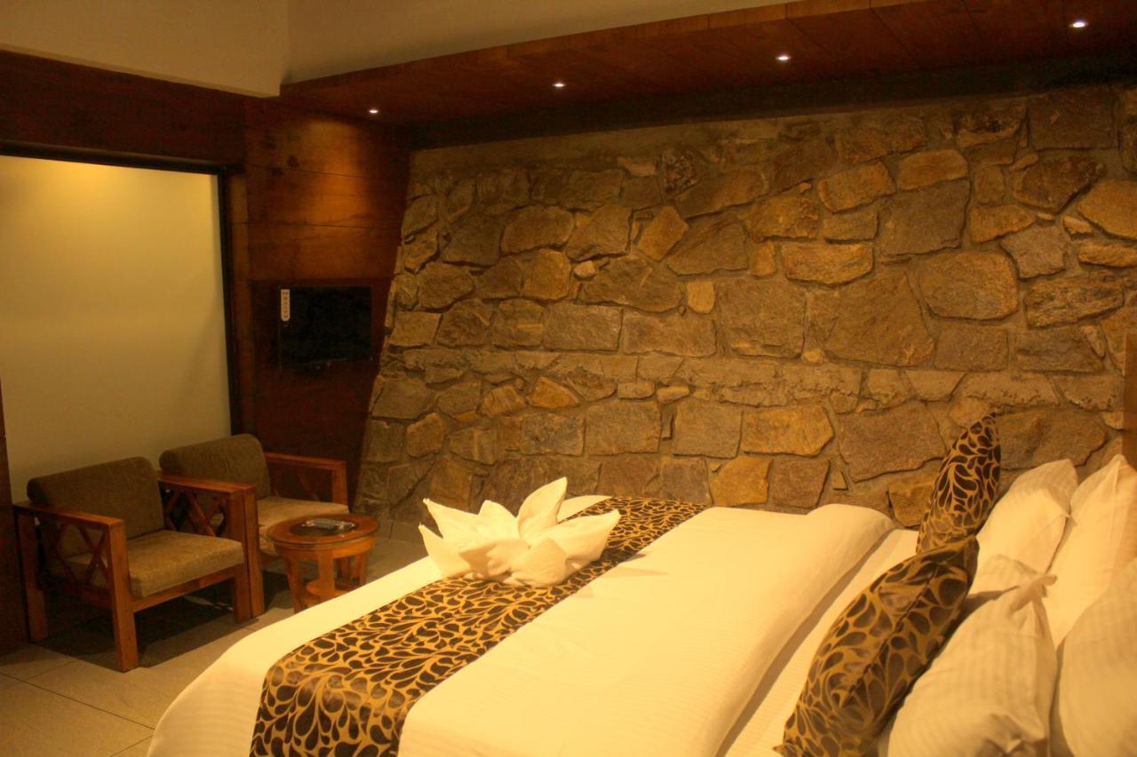 Hotel The Wild Trails Clarks Exotica , Munnar Extérieur photo
