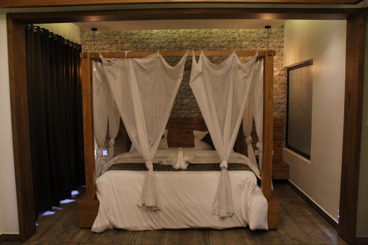Hotel The Wild Trails Clarks Exotica , Munnar Extérieur photo