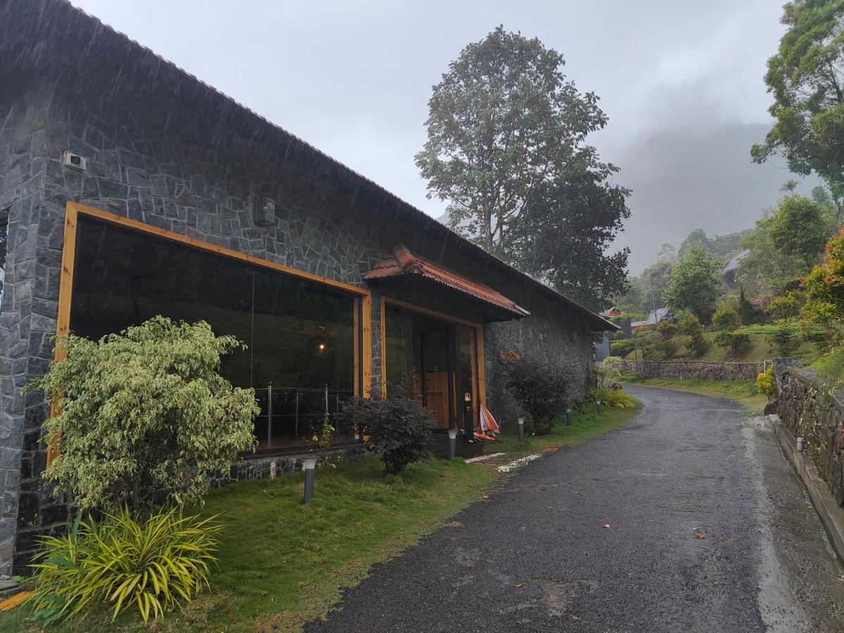 Hotel The Wild Trails Clarks Exotica , Munnar Extérieur photo