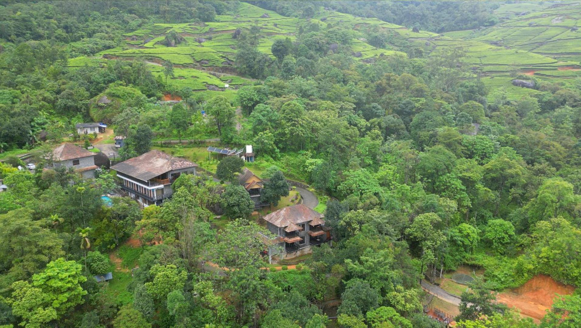 Hotel The Wild Trails Clarks Exotica , Munnar Extérieur photo